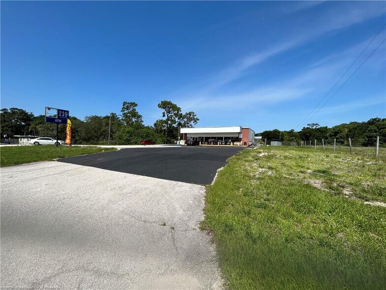 More Photos Of 2532 State Road 17 S, Avon Park Convenience Store For Sale