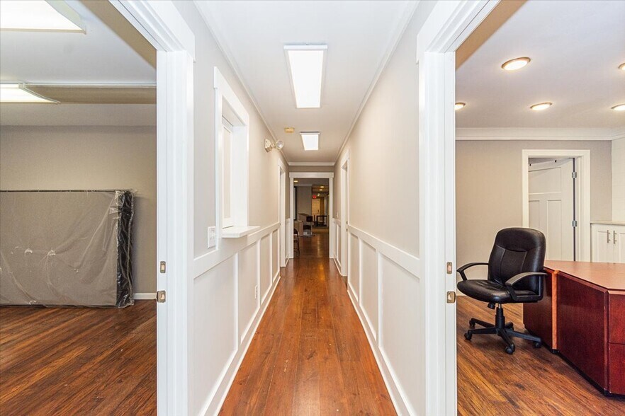 More Photos Of 1980 Old Fort Pky, Murfreesboro Office For Lease