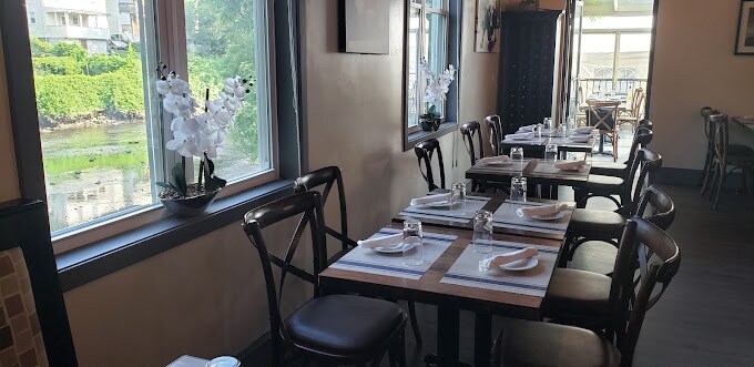 More Photos Of 531 N Main St, Port Chester Restaurant For Lease