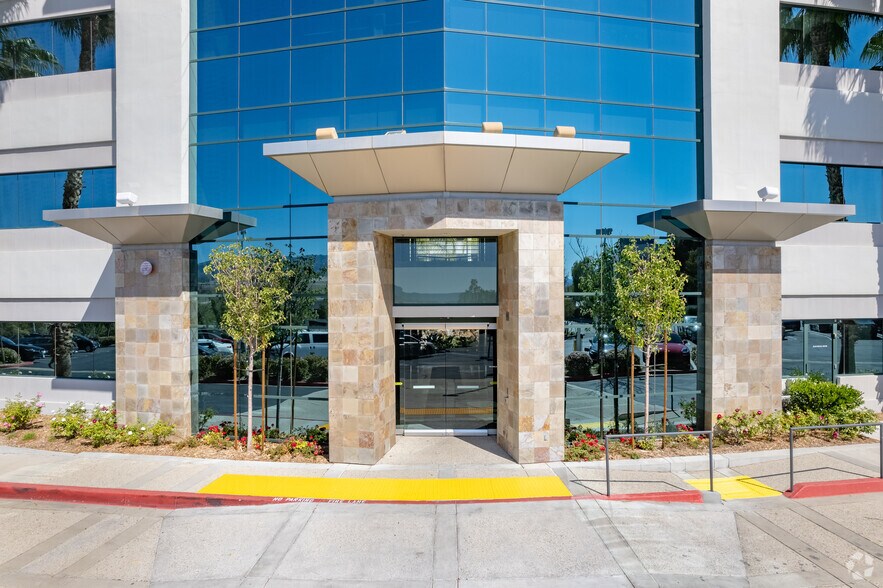 More Photos Of 28494 Westinghouse Pl, Valencia Office For Lease