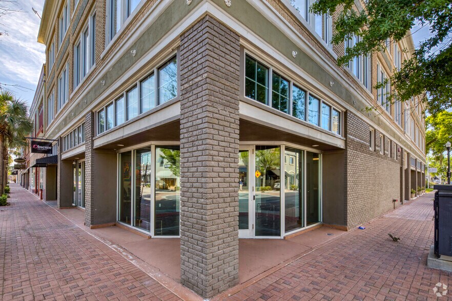 More Photos Of 20 3rd St SW, Winter Haven Storefront Retail Office For Lease