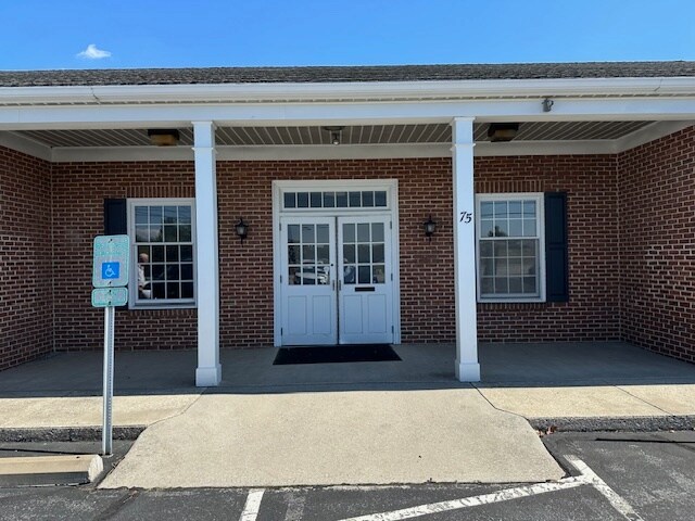 More Photos Of 75 Zimmerman Dr, Camp Hill Office For Sale