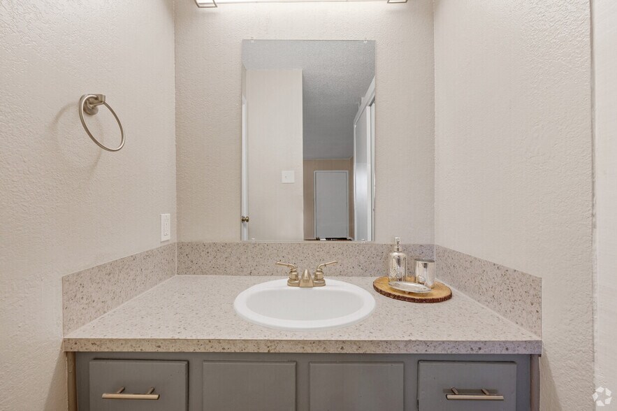 More Photos Of 4501 Brownfield Dr, Lubbock Apartments For Sale