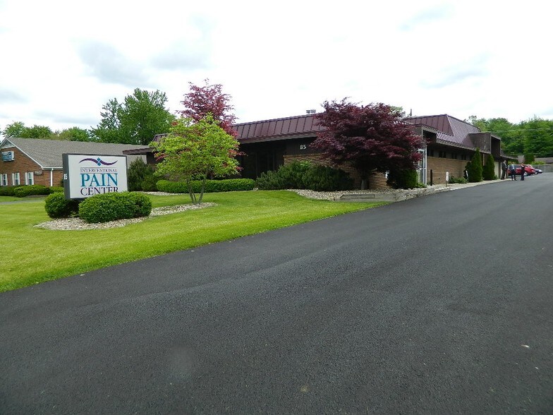 More Photos Of 85 E Wilson Bridge Rd, Columbus Medical For Lease