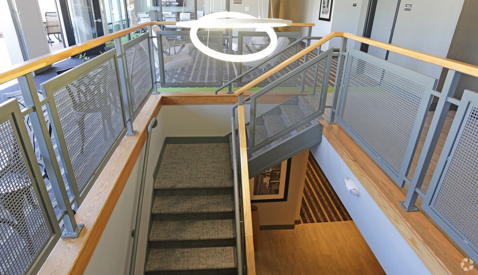 More Photos Of 77A Excelsior Ave, Saratoga Springs Apartments For Lease