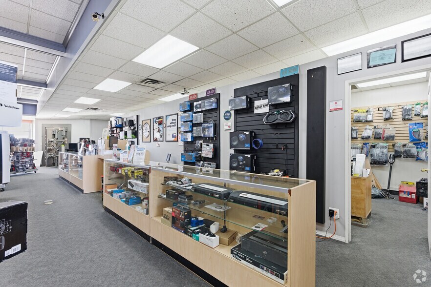 More Photos Of 1760 W Florida Ave, Hemet Freestanding For Sale