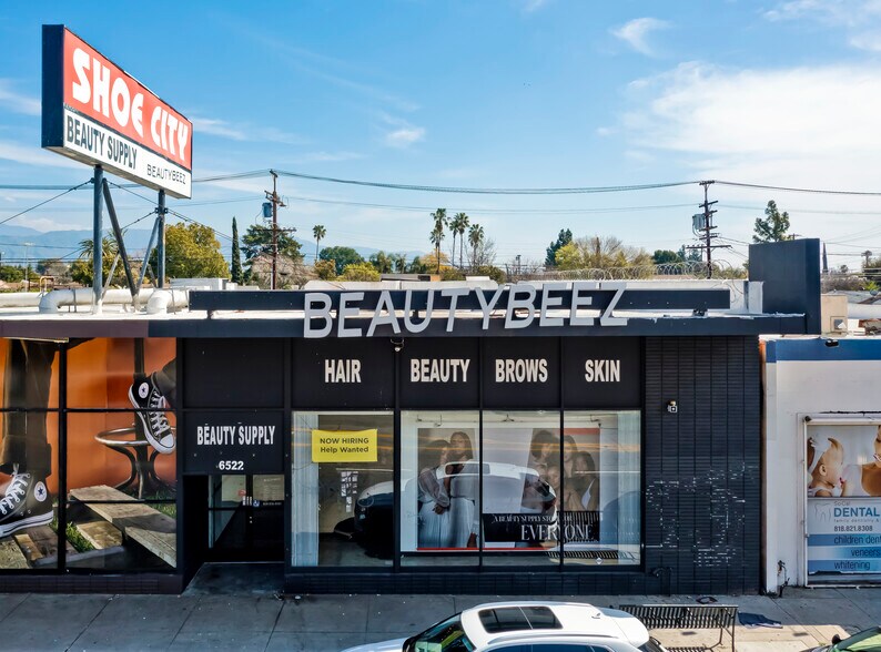 More Photos Of 6522-6528 Laurel Canyon Blvd, North Hollywood Storefront For Lease