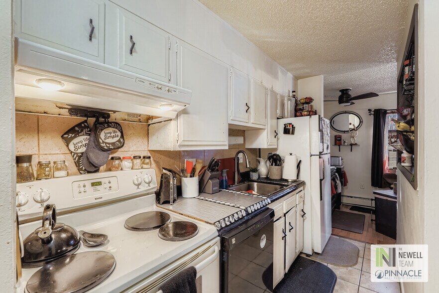 More Photos Of 1289 Yukon St, Lakewood Apartments For Sale