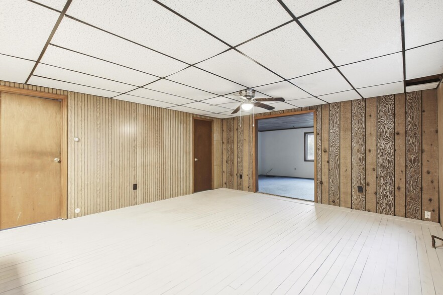 More Photos Of 116 Ringtown Blvd, Ringtown Flex For Sale