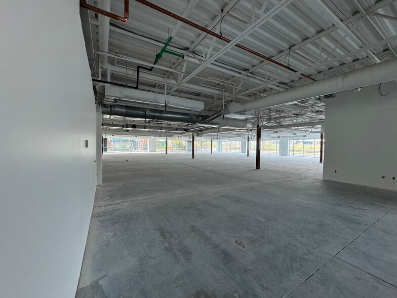 More Photos Of 255 Admiral Byrd Rd, Salt Lake City Office For Lease