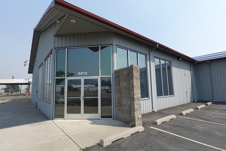 More Photos Of 6010-6012 E Trent Ave, Spokane Showroom For Lease