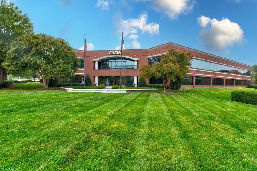 More Photos Of 4601 Creekstone Dr, Durham Unknown For Lease