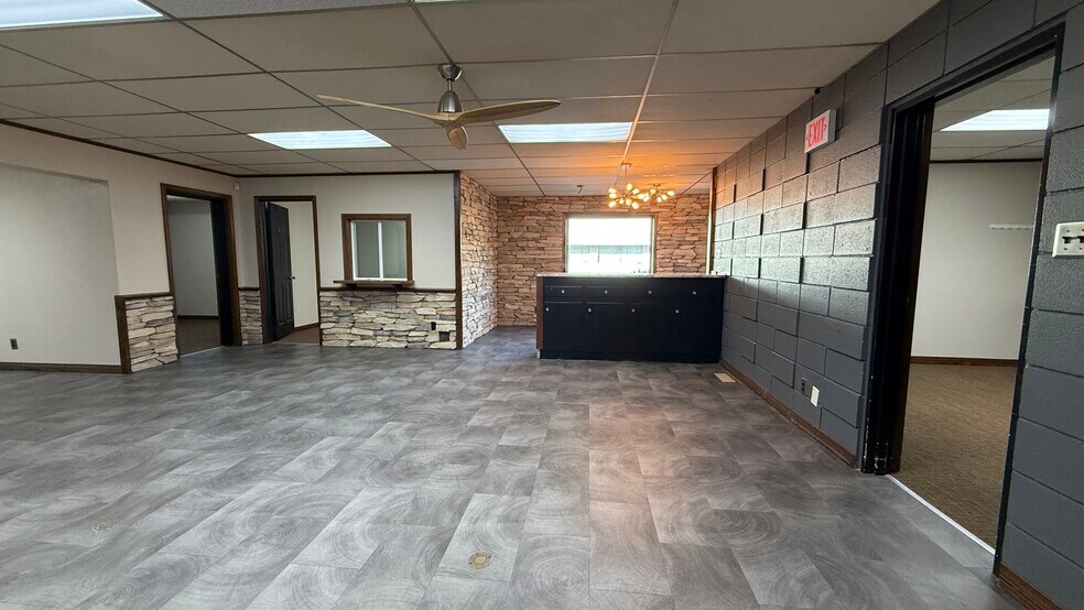 More Photos Of 1001 W Broadway St, Muskogee Medical For Sale