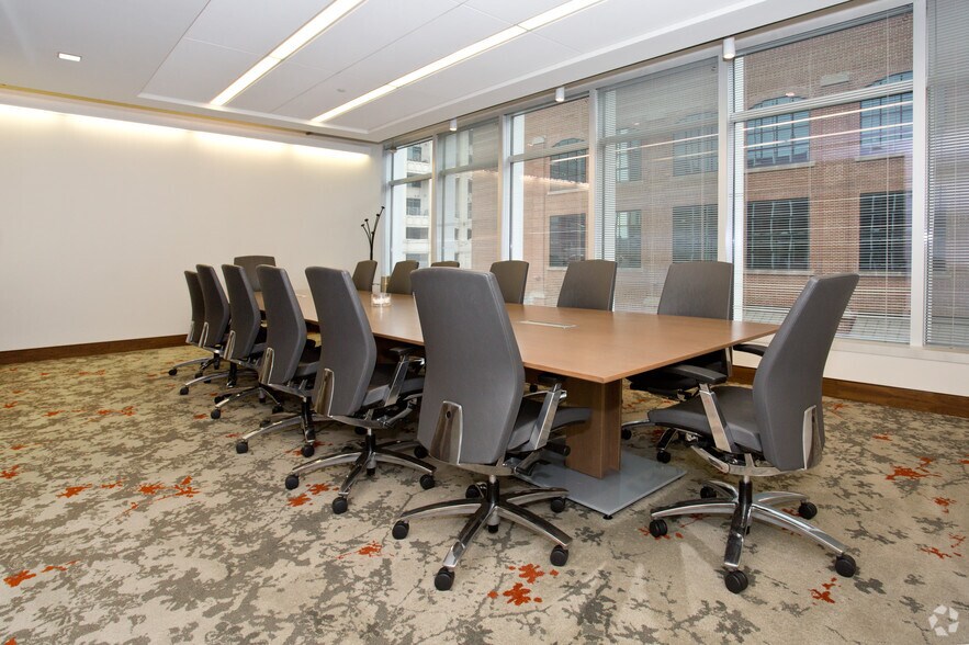 Photo of Lbby Floor Ste 100 - Spec Suite