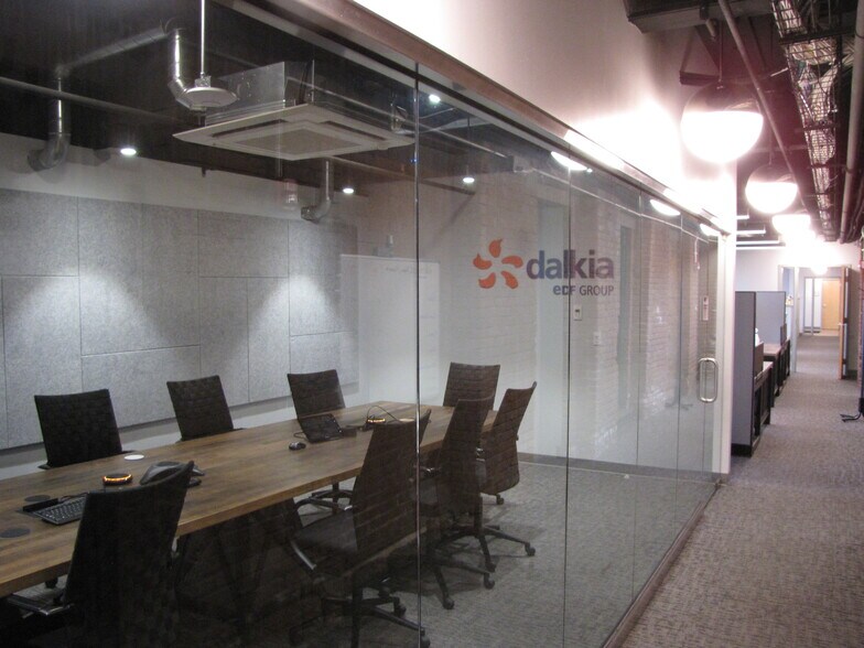 More Photos Of 55 Jackson St, Holyoke Manufacturing For Lease