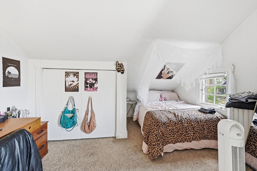 More Photos Of 1090 11th St, Boulder Apartments For Sale