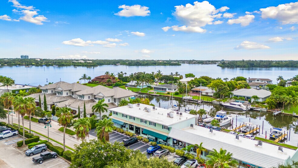 More Photos Of 23 Royal Palm Pointe, Vero Beach Restaurant For Sale