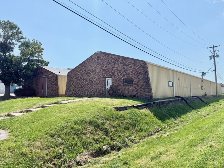 Primary Photo Of 1115 Race St, Plattsmouth Warehouse For Lease