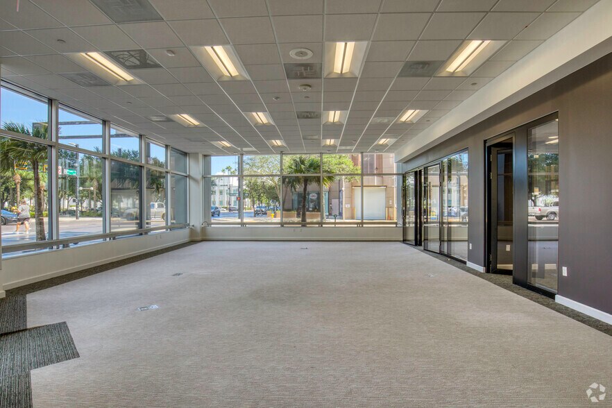 More Photos Of 501 E Kennedy Blvd, Tampa Office For Lease