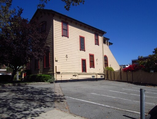 More Photos Of 824 E St, San Rafael Office For Lease