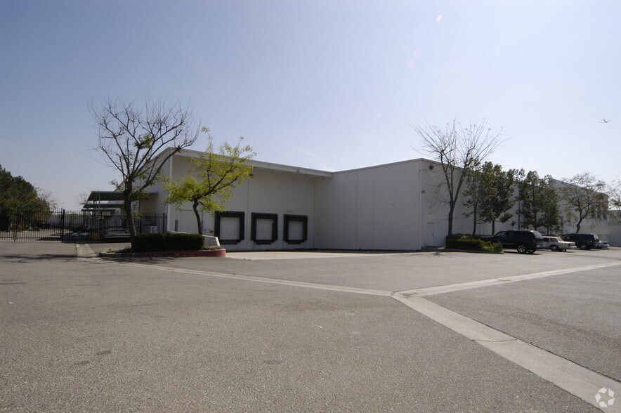 More Photos Of 10681 Business Dr, Fontana Industrial For Sale