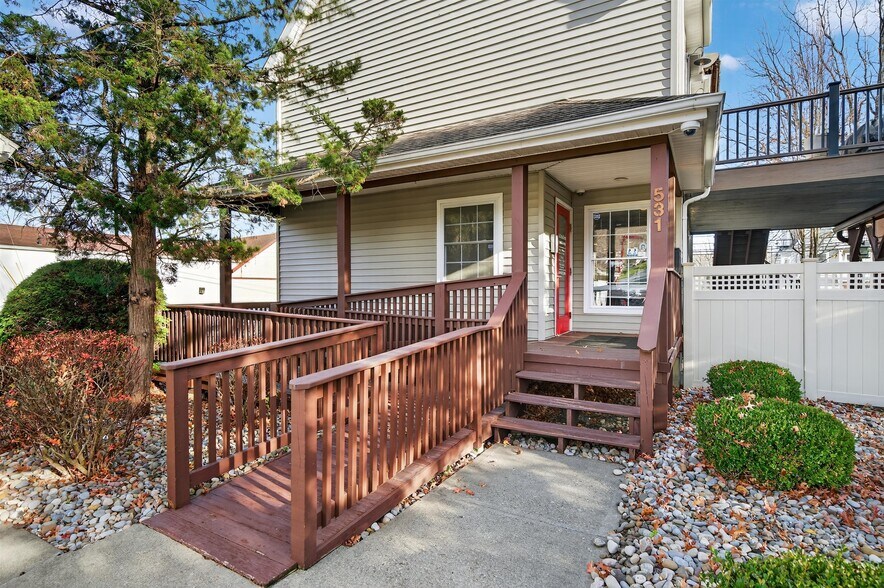 More Photos Of 531 Route 32, Highland Mills Office For Sale