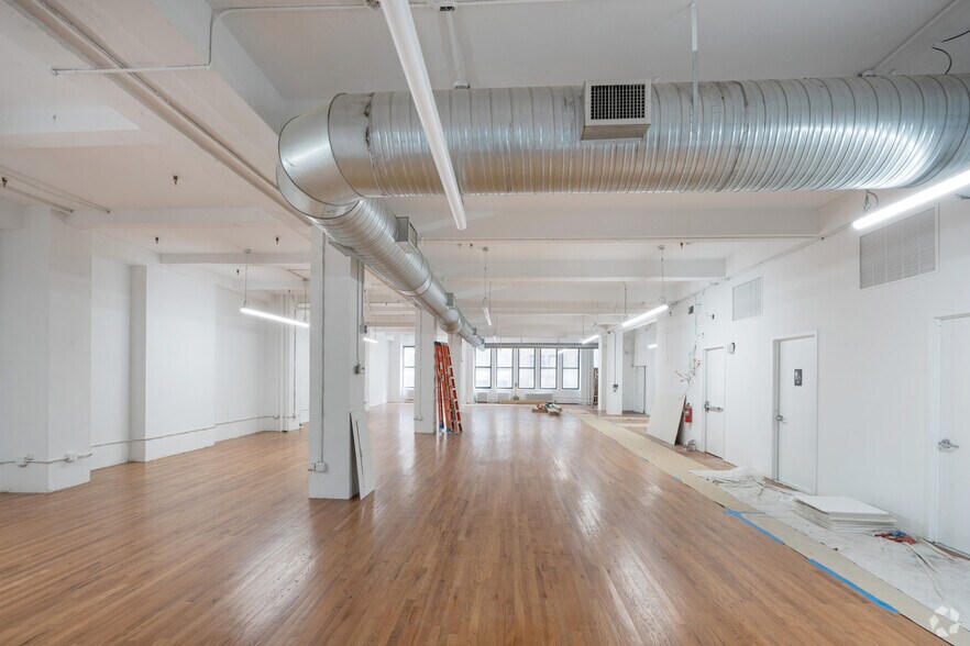 More Photos Of 10 E 38th St, New York Loft Creative Space For Lease