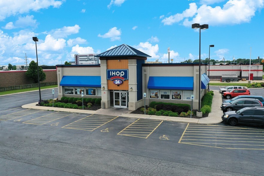 More Photos Of 1347 Kinneman Dr, Bourbonnais Restaurant For Sale