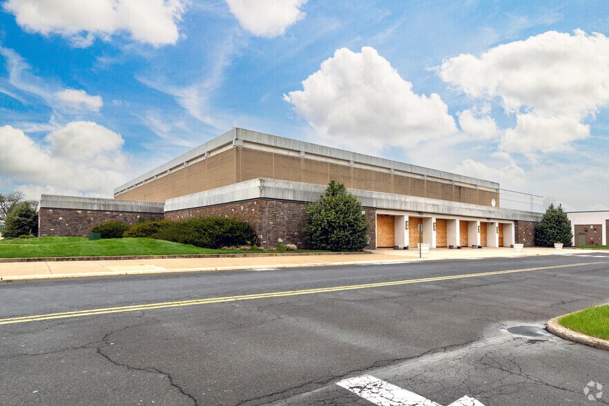 More Photos Of 3900 Rockhill Blvd, Bensalem Unknown For Lease