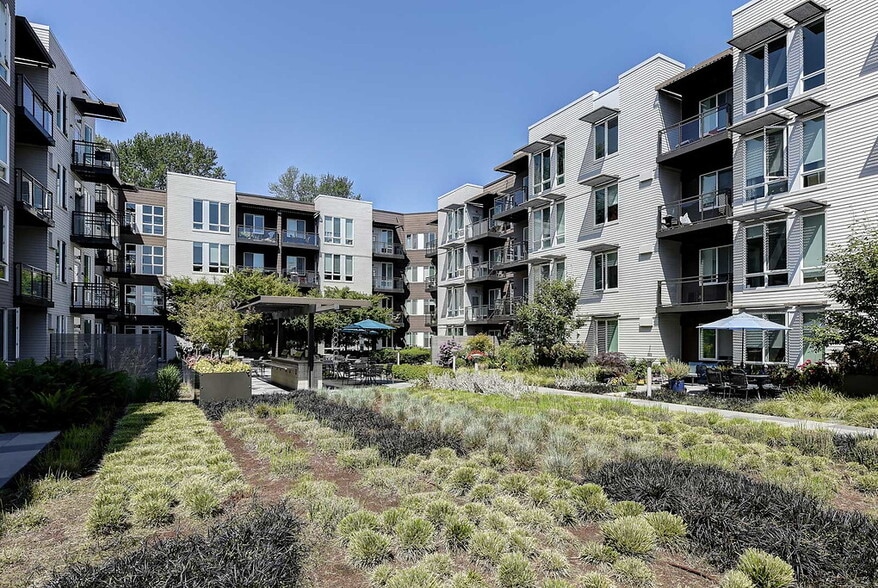 More Photos Of 2441 76th Ave SE, Mercer Island Apartments For Lease