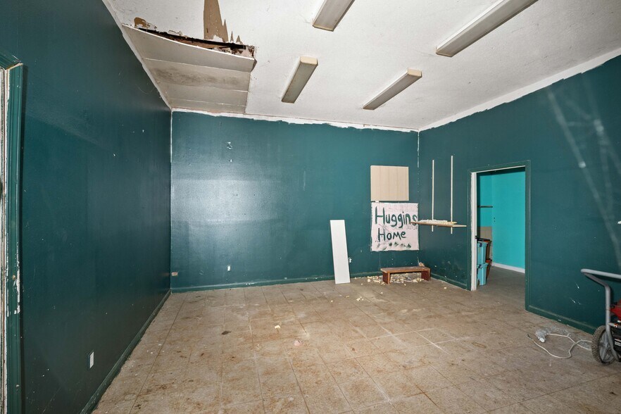 More Photos Of 11100 US-45, Chunchula Freestanding For Sale