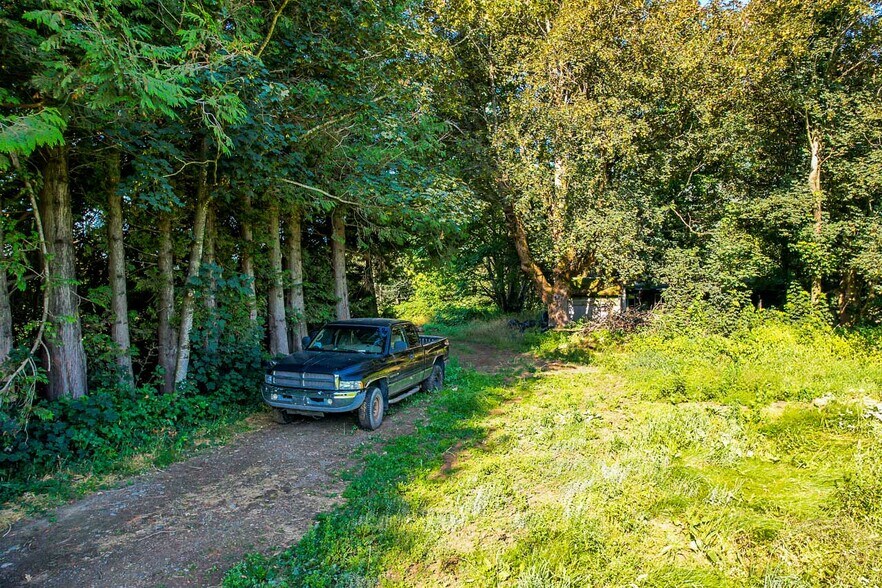 More Photos Of 3705 Hot Springs Rd, Agassiz Land For Sale