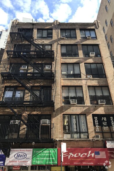 More Photos Of 45-47 W 29th St, New York Office For Sale