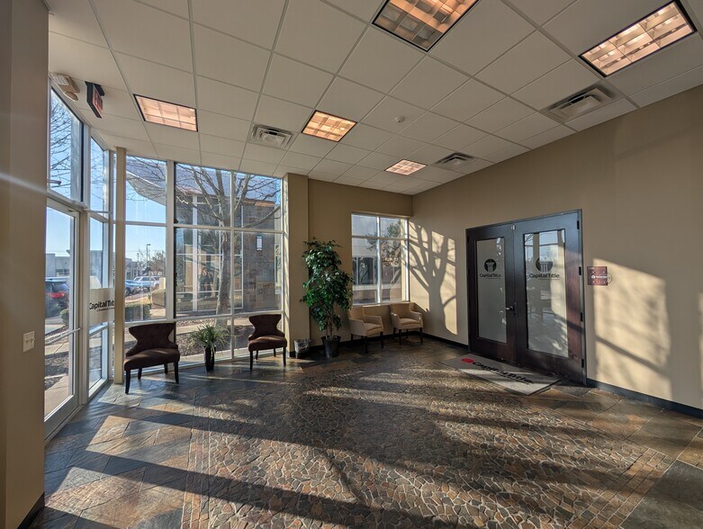 More Photos Of 2300 Greenhill Dr, Round Rock Office For Lease