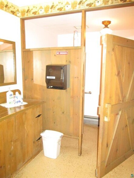 More Photos Of 111 Broadway St, Wrenshall Restaurant For Sale