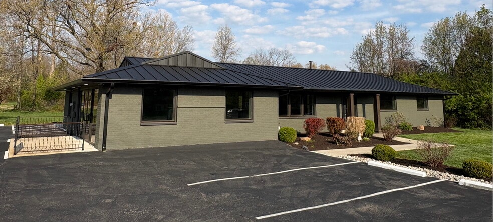 Primary Photo Of 7525 Clyo Rd, Dayton Office For Lease