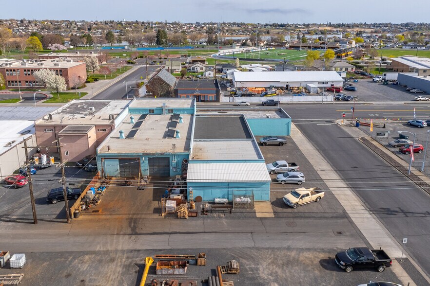 More Photos Of 612 W 3rd Ave, Moses Lake Industrial For Sale