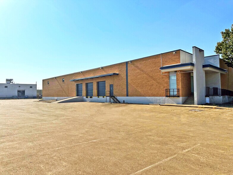 More Photos Of 1262 Viceroy Dr, Dallas Manufacturing For Lease