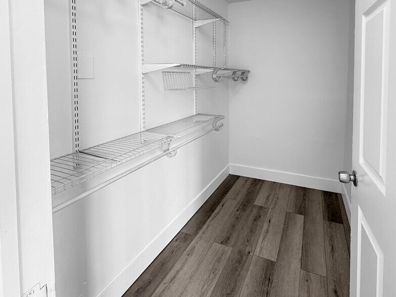 More Photos Of 6647 SW 59th Pl, Miami Apartments For Sale