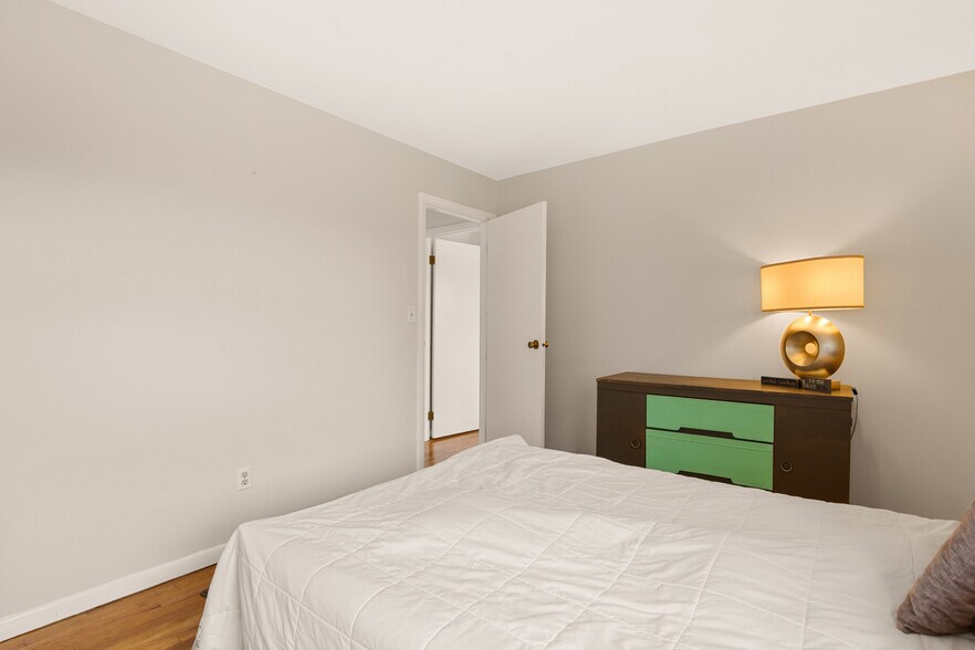 More Photos Of 162 Black Bear Run, Berlin Specialty For Sale