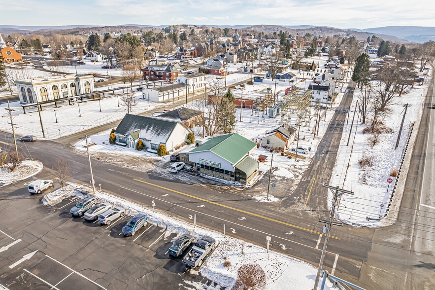 More Photos Of 116 S Walnut St, Ligonier Township Specialty For Sale