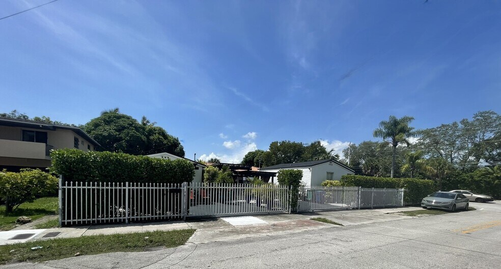 More Photos Of 210 NE 110th St, Miami Multifamily For Sale
