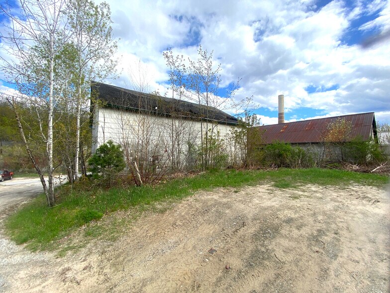 More Photos Of 6 Mill St, Ashland Industrial For Sale