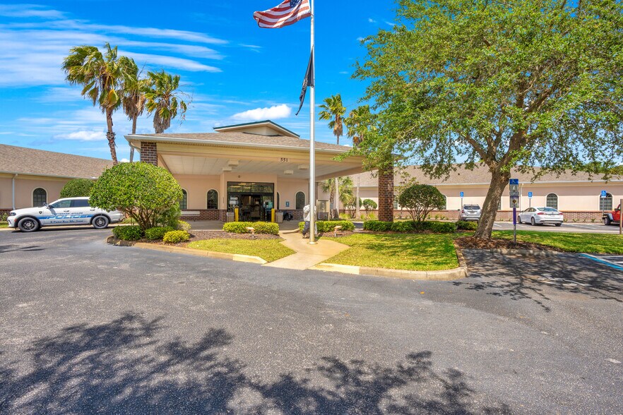 More Photos Of 551 National Health Care Dr, Daytona Beach Hospital For Sale