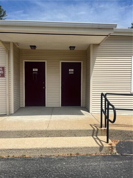 More Photos Of 501 Great Rd, North Smithfield Medical For Sale