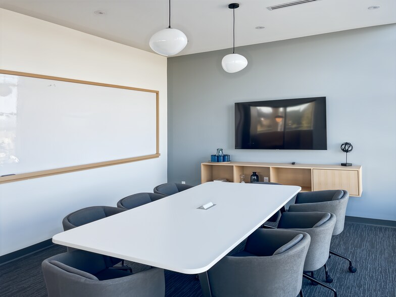 Primary Photo Of 3211 152 St, Surrey Coworking Space