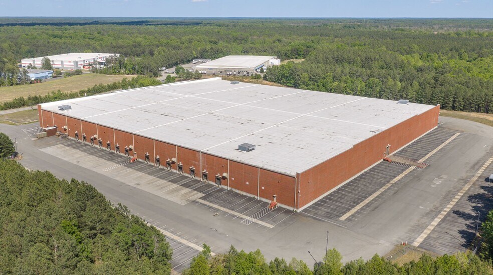 More Photos Of 11266 Enterprise Pky, Ruther Glen Distribution For Lease