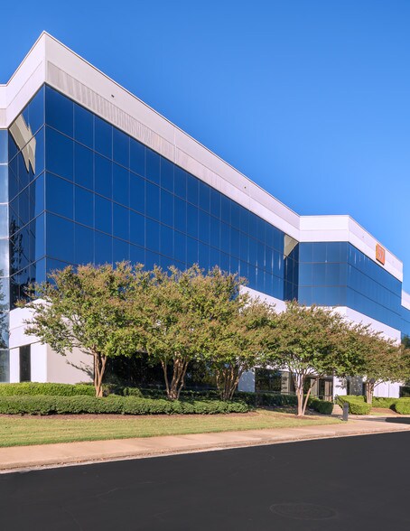 More Photos Of 51 Germantown Ct, Memphis Unknown For Lease