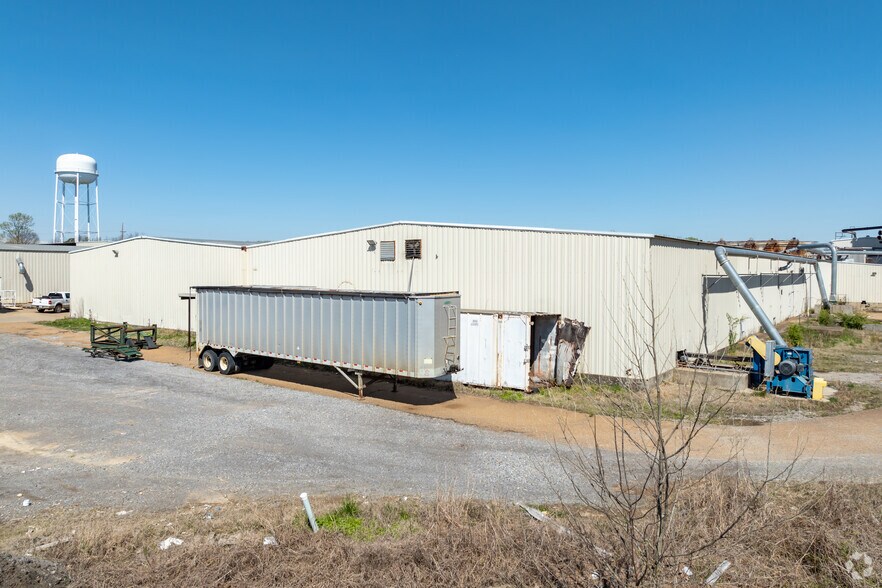 More Photos Of 2200 Cole Rd, Horn Lake Distribution For Sale