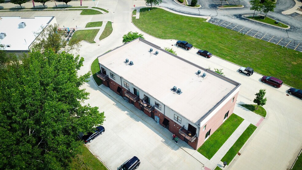 More Photos Of 1391 MT Zion Pky, Mount Zion General Retail For Sale